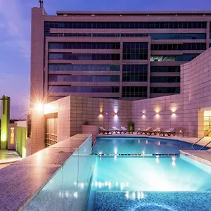 Hilton Garden Отель